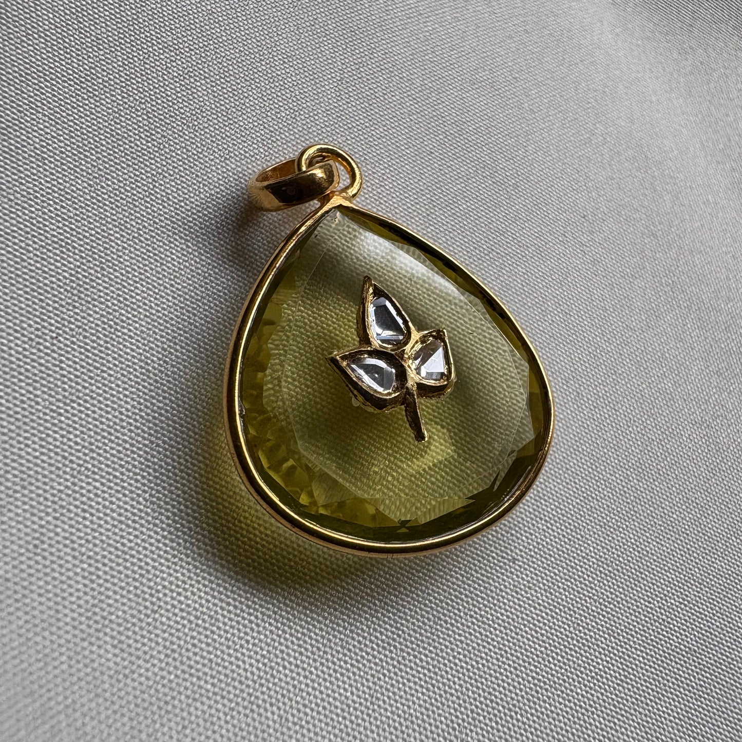 Limoncillo Pendant - 24 carat gold, 925 Silver