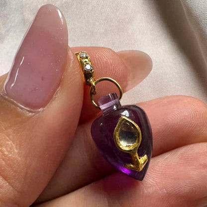 Jamun Pendant - 24, 18 carat gold