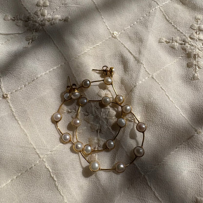 Anastasia Necklace - Pearl