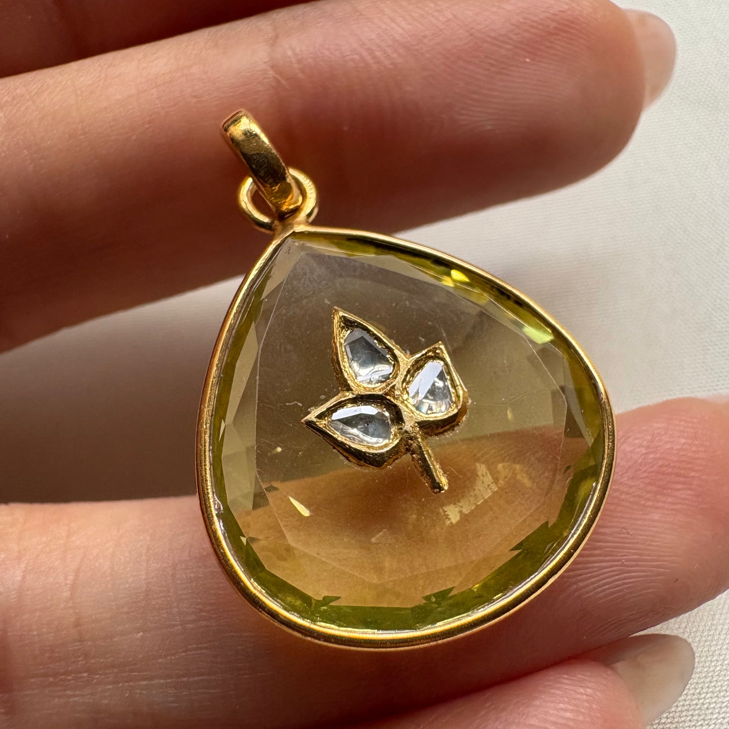 Limoncillo Pendant - 24 carat gold, 925 Silver