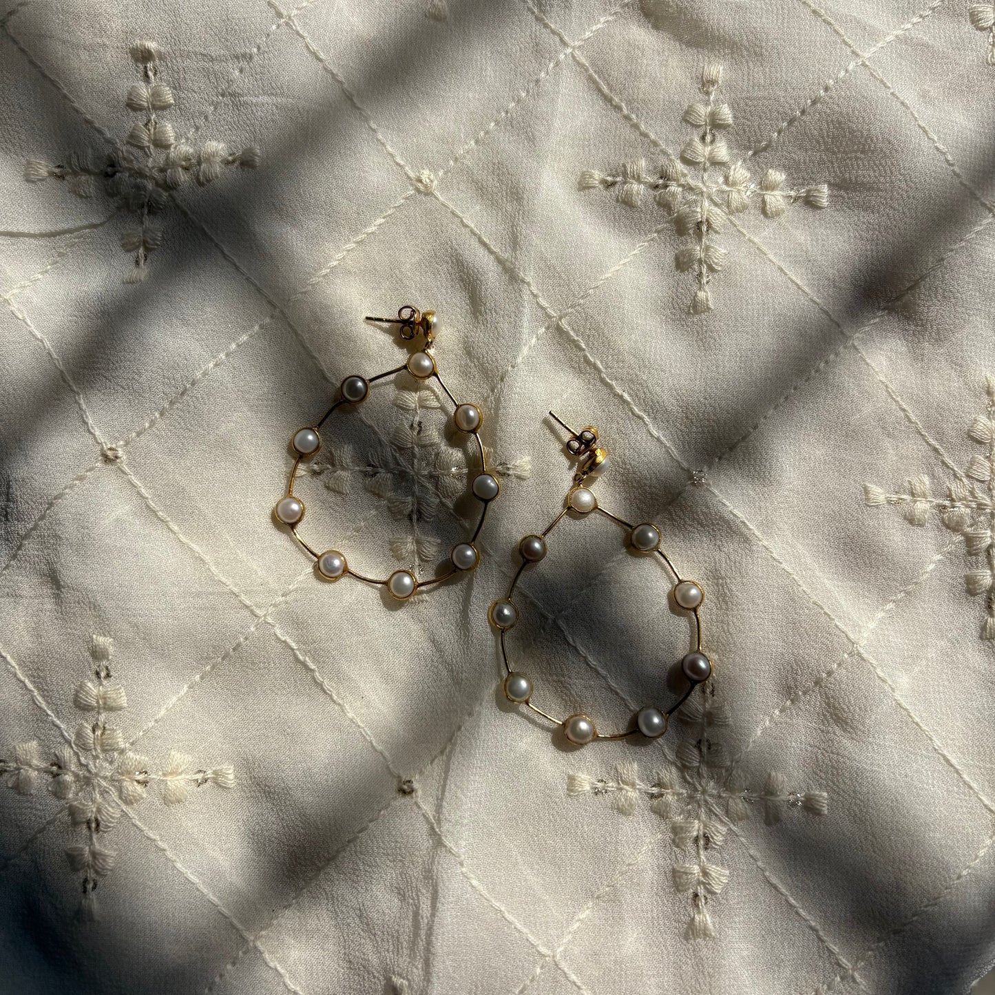 Anastasia Necklace - Pearl